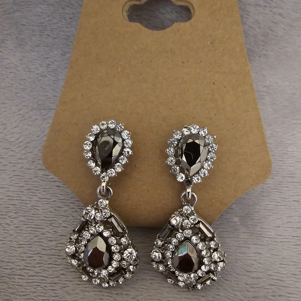 3 Pair Glamorous Rhinestone Drop Earrings - Picture 2 of 5